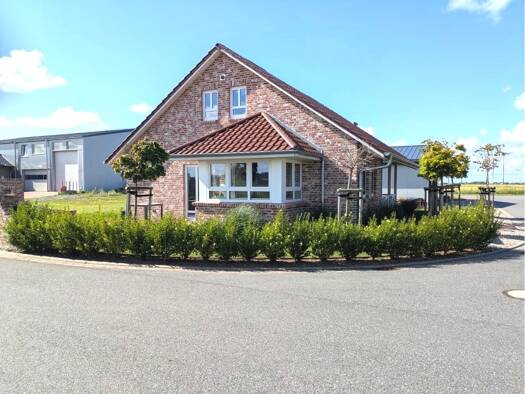 Einfamilienhaus zum Kauf 650.000 € 3 Zimmer 125 m² 750 m² Grundstück Oldenswort 25870