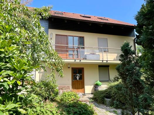 Einfamilienhaus zum Kauf 295.000 € 9 Zimmer 240 m² 830 m² Grundstück frei ab sofort Gera / Langenberg 07552