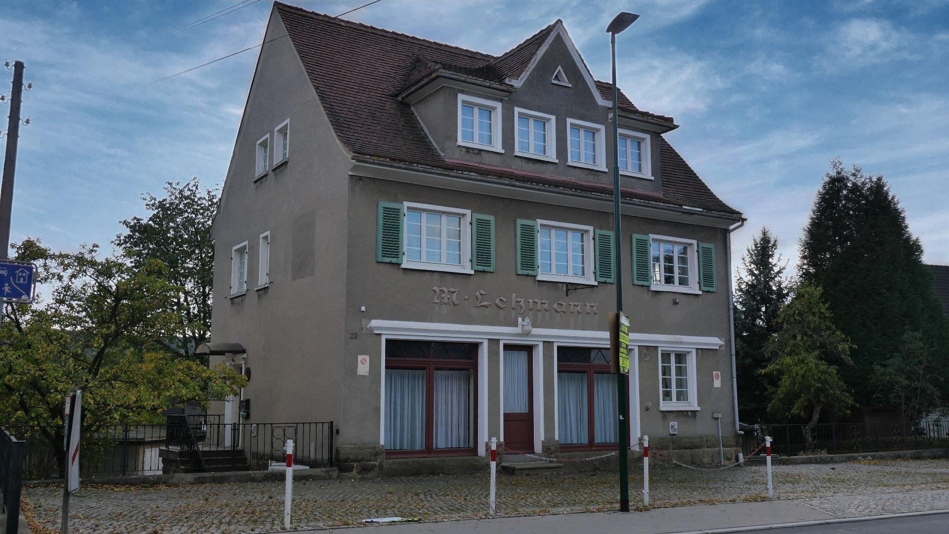 Einfamilienhaus zum Kauf 7 Zimmer 192 m²<br/>Wohnfläche 1.032 m²<br/>Grundstück Langburkersdorf Neustadt 01844