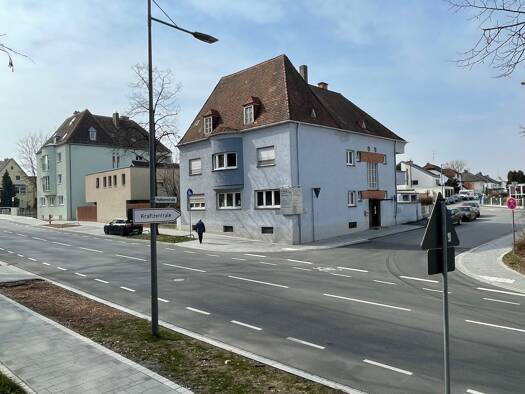 Villa zum Kauf 890.000 € 312 m² 793 m² Grundstück Straubing Straubing 94315