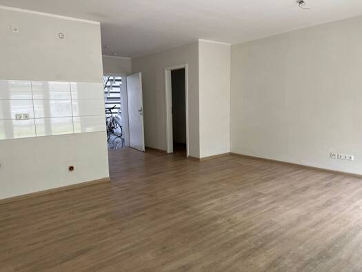 Wohnung zur Miete 555 € 2 Zimmer 56 m² frei ab 01.10.2026 Winzerla Jena 07745