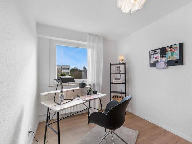 Wohnung zum Kauf provisionsfrei 349.900 € 3,5 Zimmer 110 m² 3. Geschoss Weiler zum Stein Leutenbach 71397