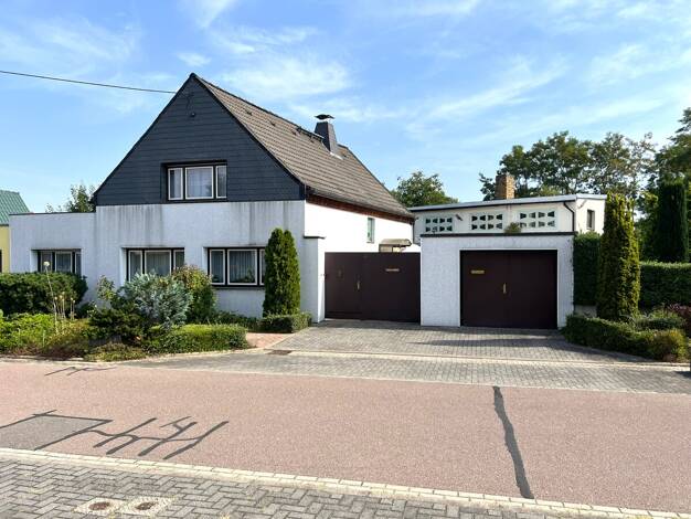 Einfamilienhaus zum Kauf 98.000 € 4 Zimmer 138,4 m² 585 m² Grundstück Hauptstraße 31a Holzweißig Bitterfeld-Wolfen/ Holzweißig 06808
