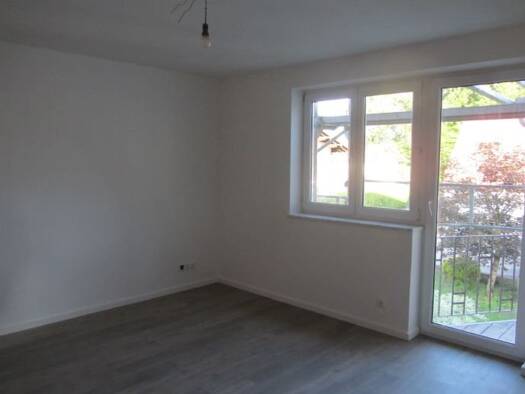 Wohnung zur Miete 798 € 3 Zimmer 76 m² 1. Geschoss frei ab 01.12.2025 Husarenstraße 7 Altenmarkt Altenmarkt a.d. Alz 83352