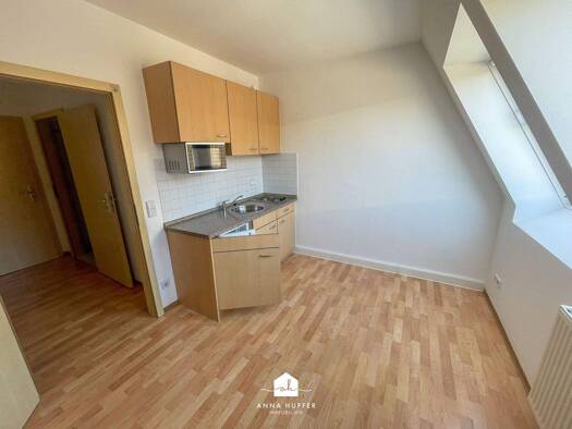 Studio zur Miete 140 € 1 Zimmer 17,3 m² 4. Geschoss frei ab sofort Rittergasse 5 Innenstadt Gera 07545