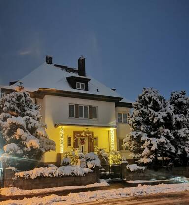 Villa zum Kauf 825.000 € 8 Zimmer 311 m² 819 m² Grundstück Arnstadt Arnstadt 99310