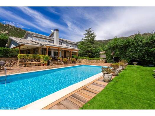 Villa zum Kauf 990.000 € 7 Zimmer 351 m² 1.180 m² Grundstück Becerril de la Sierra 28490
