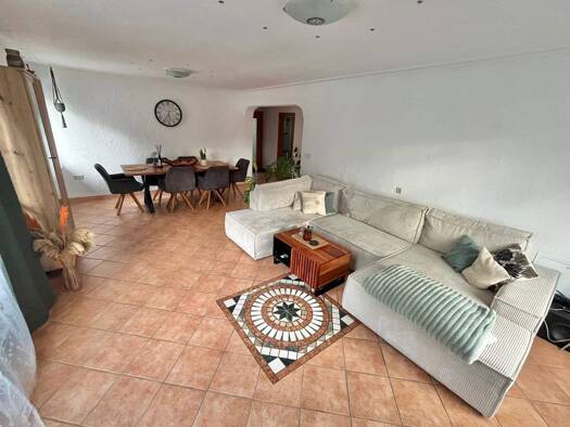 Mehrfamilienhaus zum Kauf 339.000 € 8 Zimmer 223 m² 567 m² Grundstück Contwig 66497