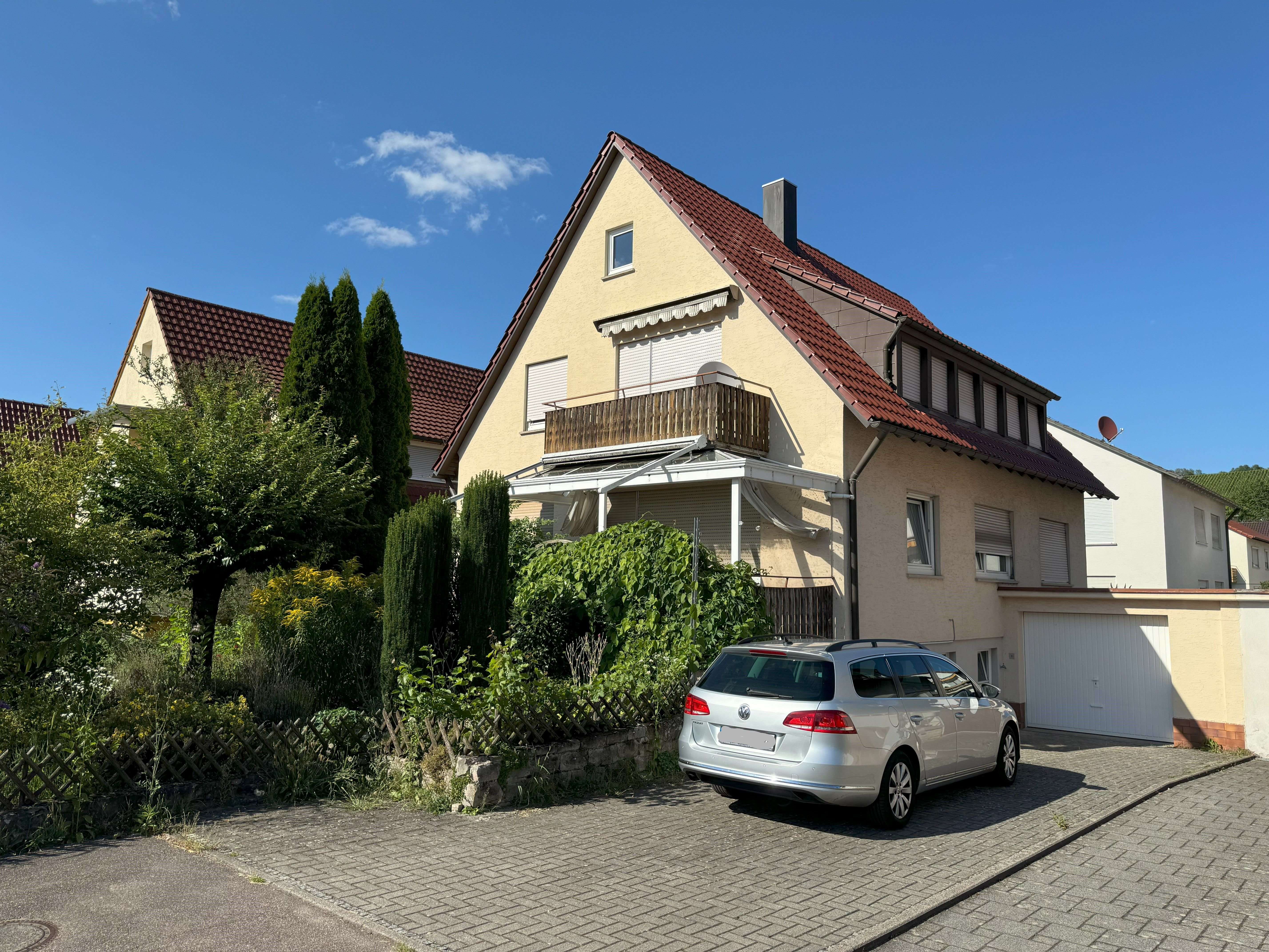 Einfamilienhaus zum Kauf 570.000 € 9 Zimmer 160 m²<br/>Wohnfläche 390 m²<br/>Grundstück ab sofort<br/>Verfügbarkeit Schurwaldstraße 17 Beutelsbach Weinstadt 71384