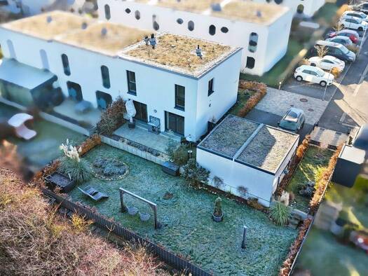 Haus zum Kauf 559.000 € 3,5 Zimmer 108 m² 250 m² Grundstück frei ab 01.02.2026 Mittelbuchen Hanau 63454