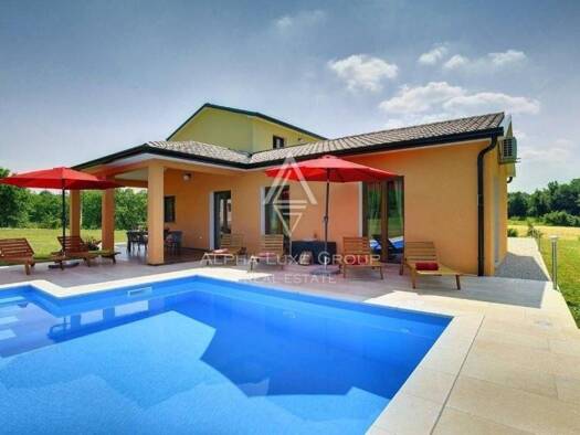 Haus zum Kauf 700.000 € 15 Zimmer 280 m² Pazin Pazin