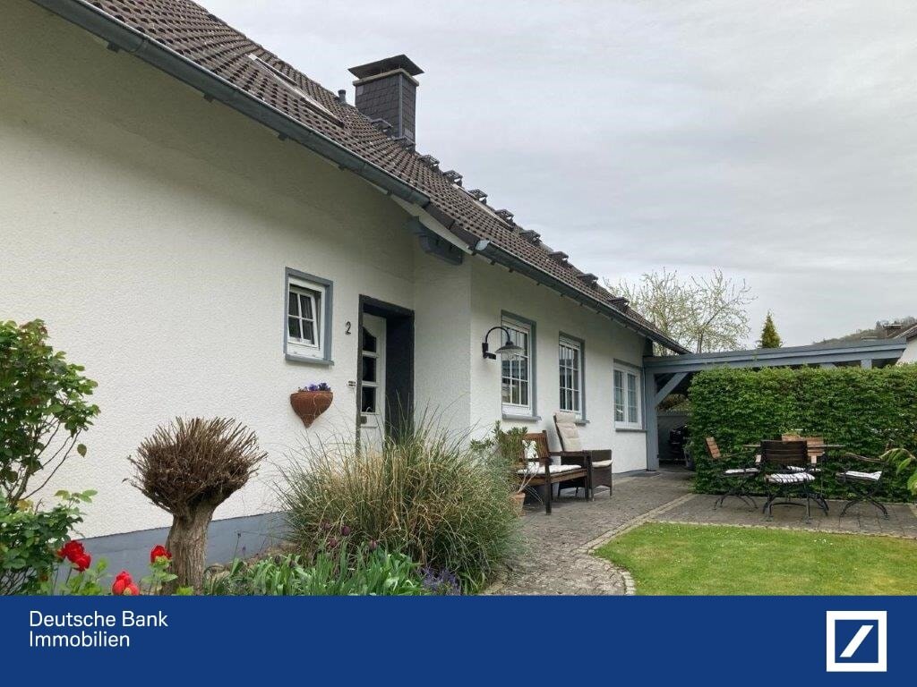 Einfamilienhaus zum Kauf 335.000 € 6 Zimmer 219 m²<br/>Wohnfläche 894 m²<br/>Grundstück Lügde Lügde 32676