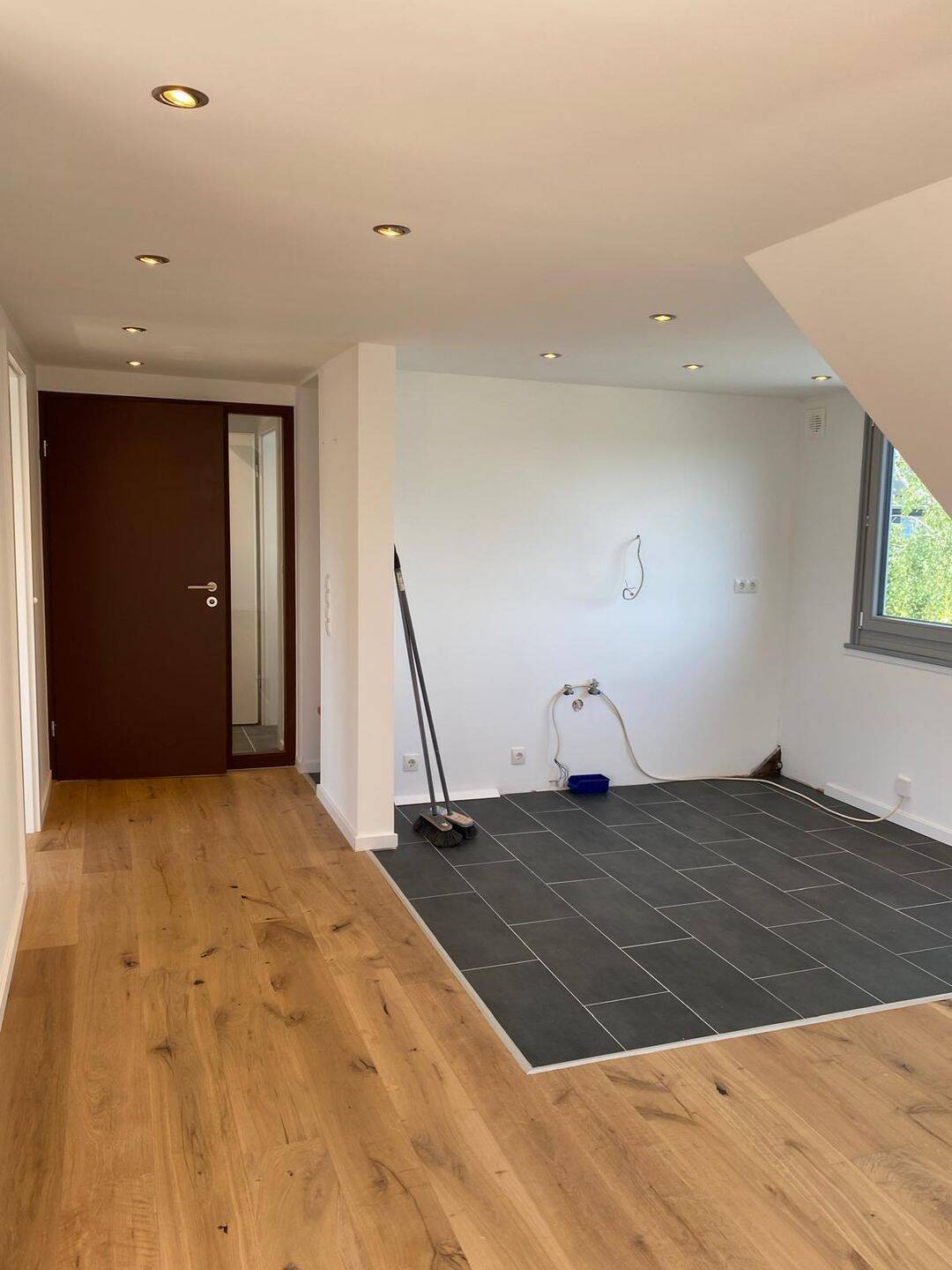Freie, frisch sanierte 2-Zimmer -ETW im Dachgeschoß mit Terrasse im begehrten Wohnviertel Köln-Ehrenfeld. – Baadenberger Str., 50825 Köln – Vorschaubild 15