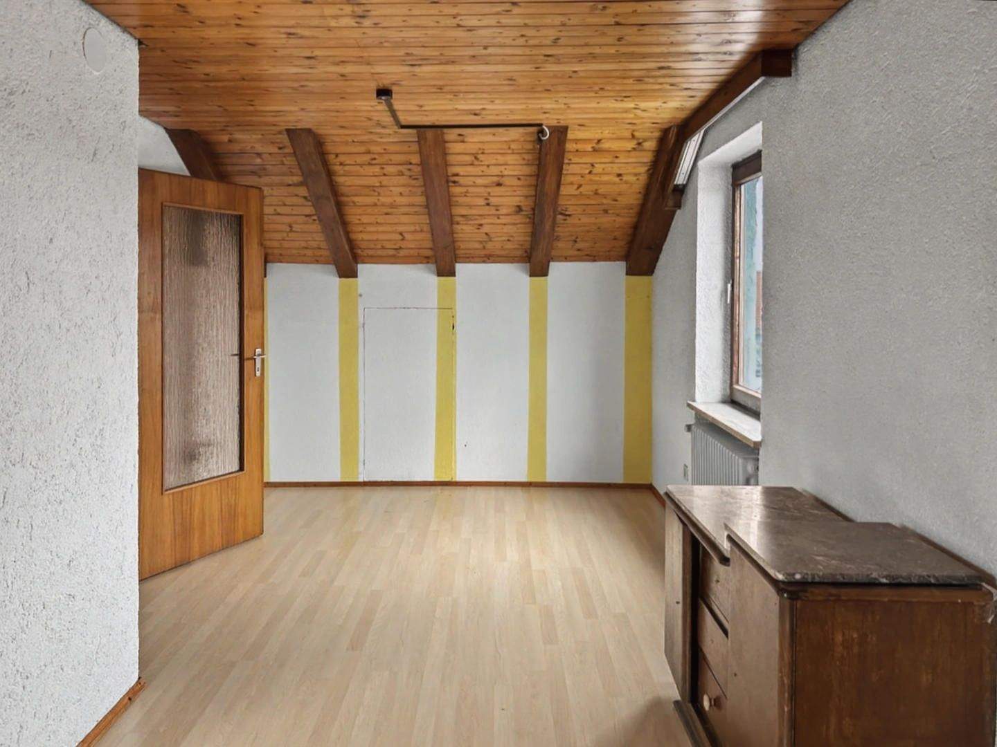 Immobilie in Schöngeising - Renovierungsbedürftige und familiengerechte Doppelhaushälfte in ruhiger Lage von Schöngeising - Bild 1