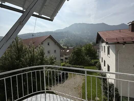 Wohnung zum Kauf 375.000 € 3,5 Zimmer 95 m² 1. Geschoss frei ab sofort Rettenberg Rettenberg 87549