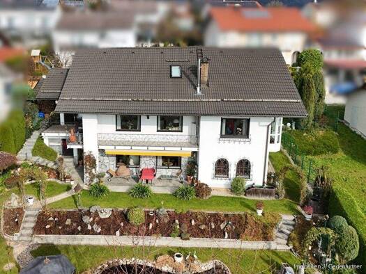 Einfamilienhaus zum Kauf 350.000 € 7 Zimmer 244,2 m² 880 m² Grundstück Mietraching Deggendorf 94469