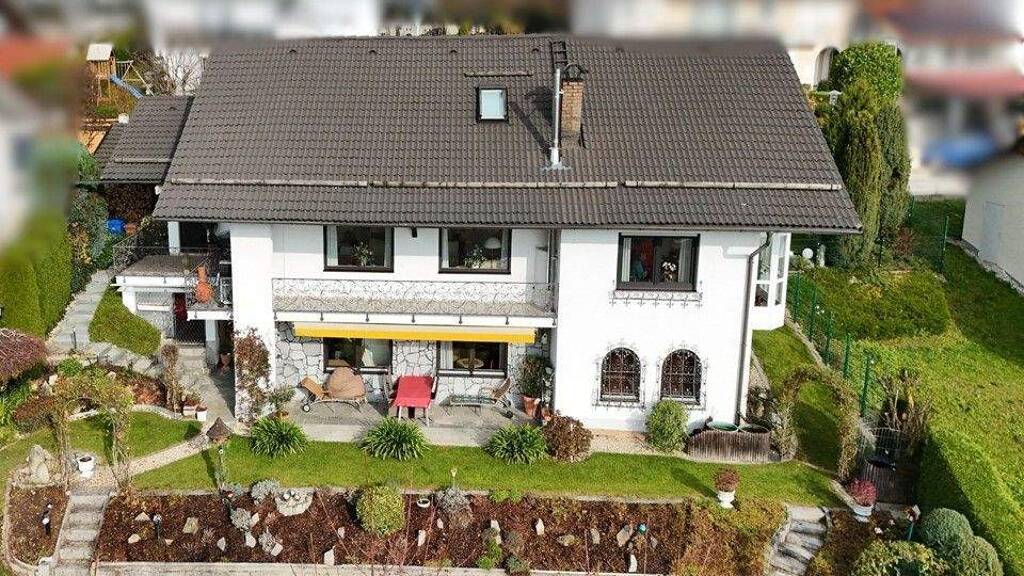 Einfamilienhaus zum Kauf 350.000 € 7 Zimmer 244,2 m² 880 m² Grundstück Mietraching Deggendorf 94469