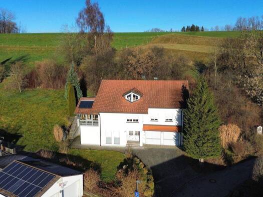 Einfamilienhaus zum Kauf 6 Zimmer 210 m² 3.700 m² Grundstück frei ab sofort Diepoldshofen Leutkirch 88299
