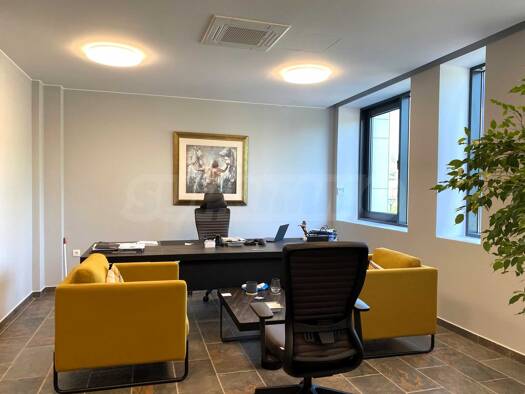 Bürofläche zum Kauf 515.000 € 5 Zimmer Sofia