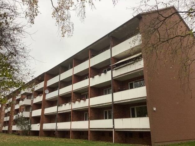 Wohnung zur Miete 665 € 2 Zimmer 60,5 m² 2. Geschoss frei ab 17.11.2026 Tilsitstraße 35 Kücknitz Lübeck 23569