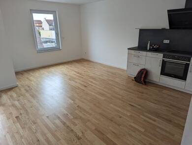 Wohnung zur Miete 980 € 2 Zimmer 70 m² Geschoss 3/4 frei ab 01.09.2025 Stadtmitte Aschaffenburg 63739