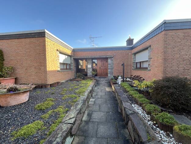 Bungalow zum Kauf 295.000 € 5 Zimmer 140 m² 365 m² Grundstück Setterich Baesweiler 52499