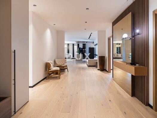 Wohnung zur Miete 3.500 € 4 Zimmer 287 m² 5. Geschoss Pula 52100