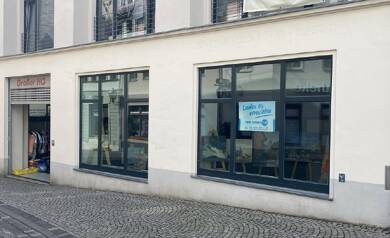 Laden zur Miete provisionsfrei 5,50 € 333 m² Verkaufsfläche teilbar ab 120 m² Sangerhäuser Straße 1-4 Lutherstadt Eisleben Lutherstadt Eisleben 06295