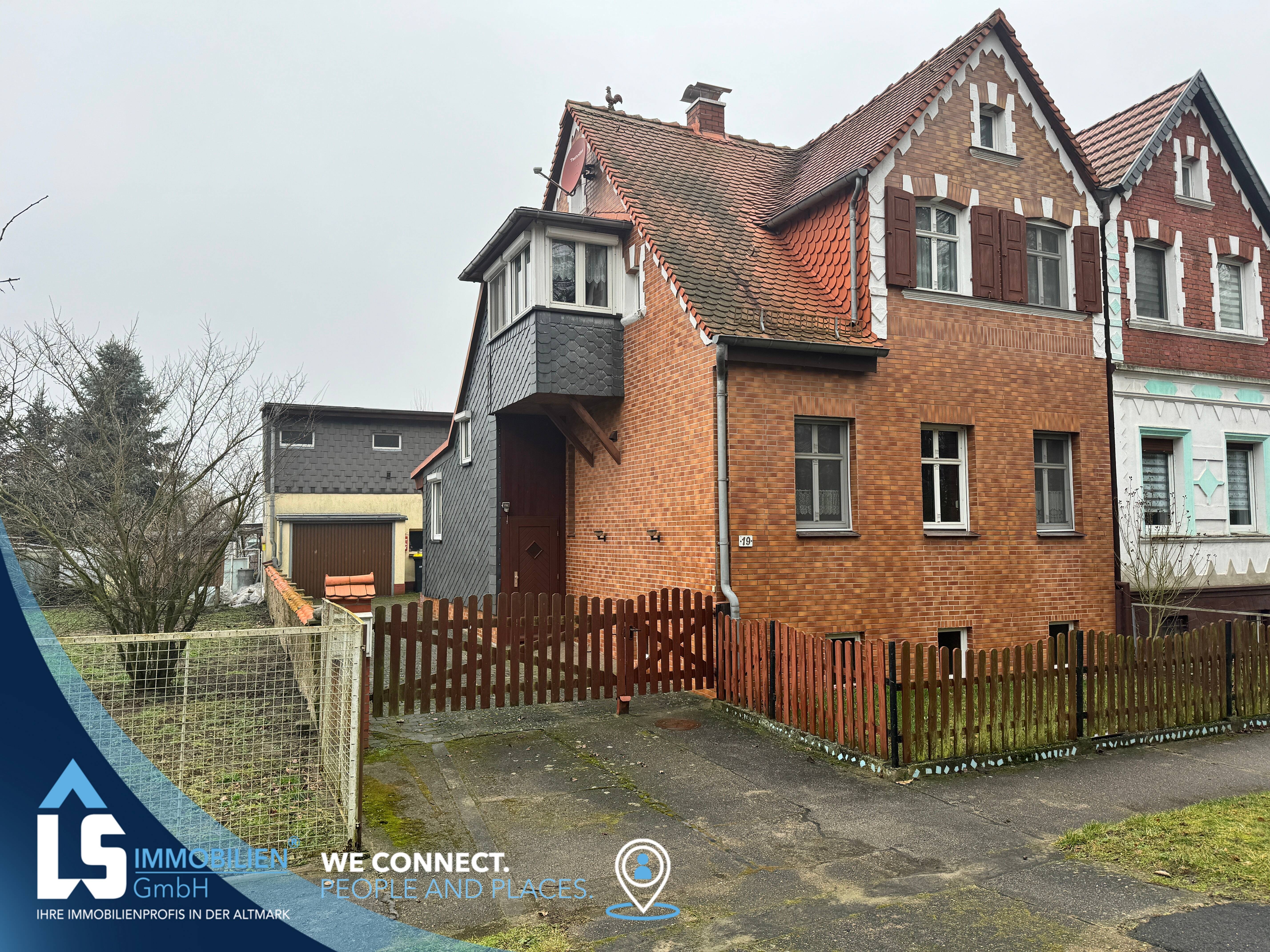Haus zum Kauf 95.000 € 4 Zimmer 92 m²<br/>Wohnfläche 213 m²<br/>Grundstück Sandau (Elbe) 39524
