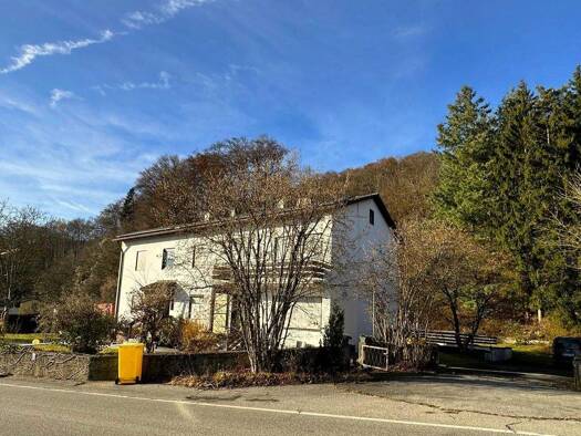 Einfamilienhaus zum Kauf 389.000 € 9 Zimmer 198 m² 2.948 m² Grundstück Mühlthal Unterneukirchen / Mühlthal 84579