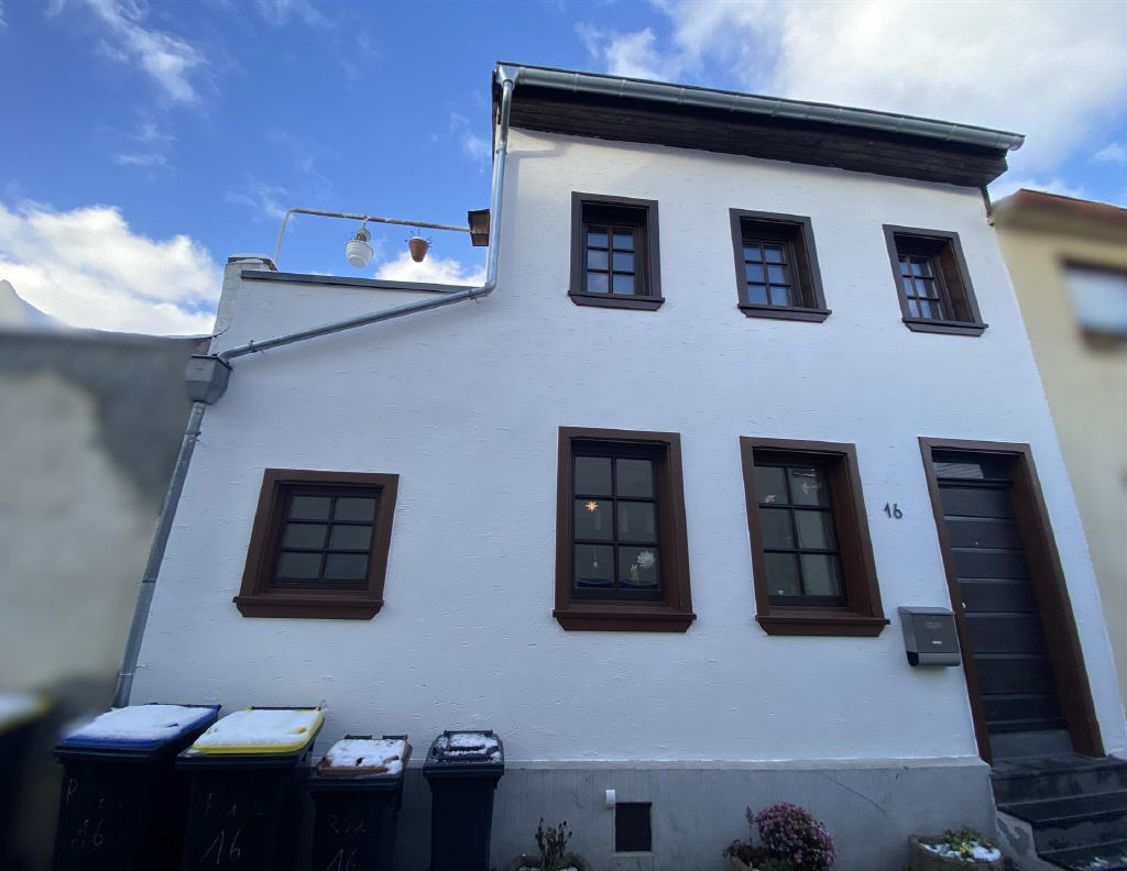 Reihenmittelhaus zum Kauf 149.000 € 3 Zimmer 72,6 m²<br/>Wohnfläche 42 m²<br/>Grundstück Euskirchen Euskirchen 53879