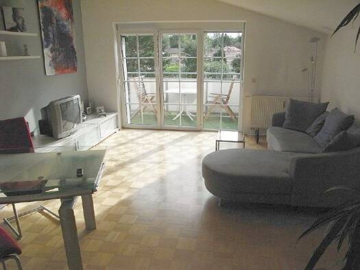 Wohnung zur Miete 1.320 € 2,5 Zimmer 74 m² 3 Geschosse frei ab 15.11.2026 Nelkenstraße Riemerling Hohenbrunn 85521