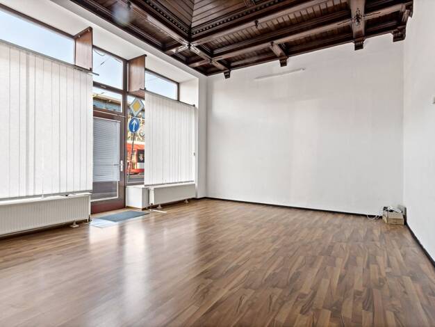 Laden zur Miete 7,38 € 2 Zimmer 80 m² Verkaufsfläche Merseburger Straße 19 Innenstadt Halle 06112