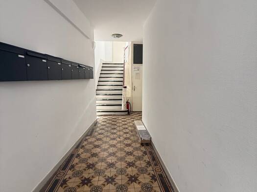Wohnung zur Miete 1.250 € 4 Zimmer 157 m² Geschoss 2/3 frei ab sofort St Johann Saarbrücken 66111