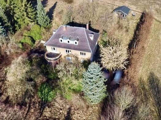Villa zum Kauf 349.000 € 9 Zimmer 280 m² 5.360 m² Grundstück Lunzenau Lunzenau 09328