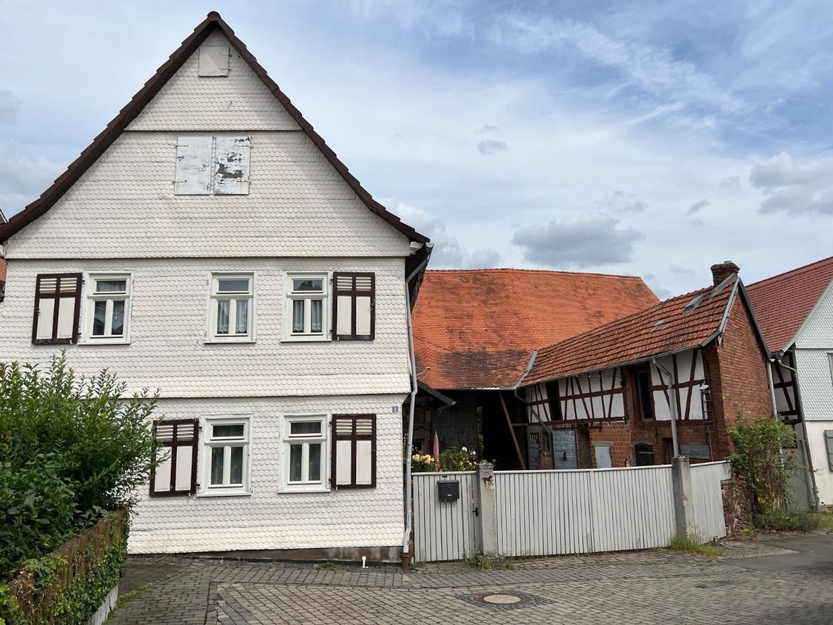 Bauernhaus zum Kauf 280.000 € 4,5 Zimmer 125 m²<br/>Wohnfläche 903 m²<br/>Grundstück Himbach Limeshain 63694