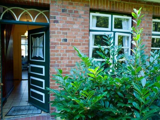 Einfamilienhaus zum Kauf provisionsfrei 149.000 € 5 Zimmer 100 m² 9.311 m² Grundstück Klint Hechthausen 21755