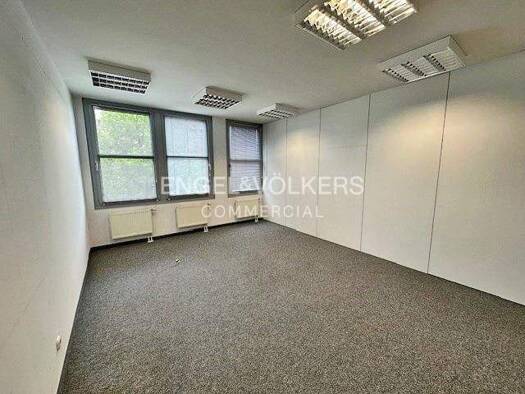 Büro zur Miete 25 € 544,2 m² Bürofläche teilbar ab 223 m² Berlin 13189