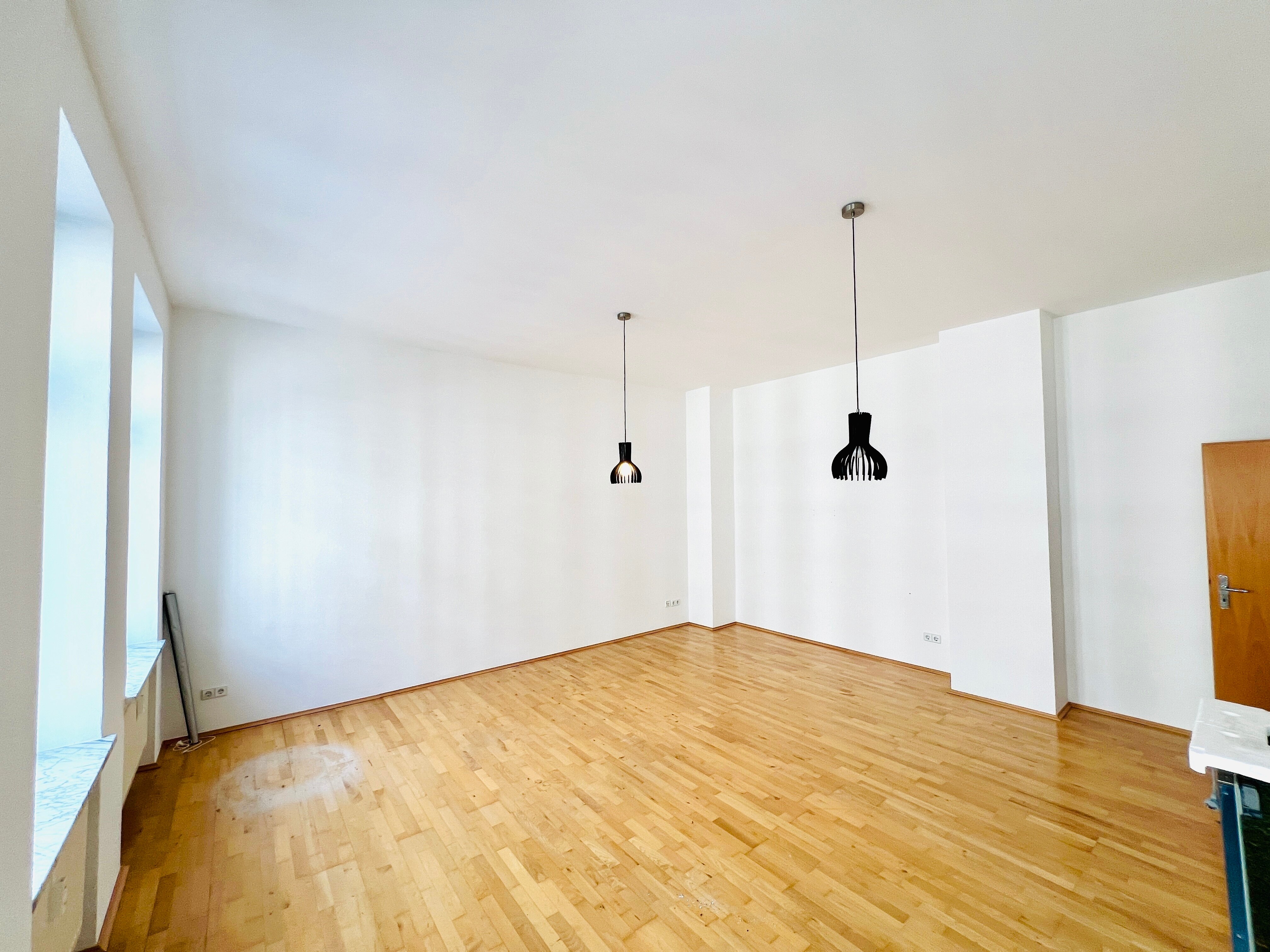 Wohnung zum Kauf 270.000 € 2 Zimmer 75 m²<br/>Wohnfläche Zentrum - Nord Leipzig 04105