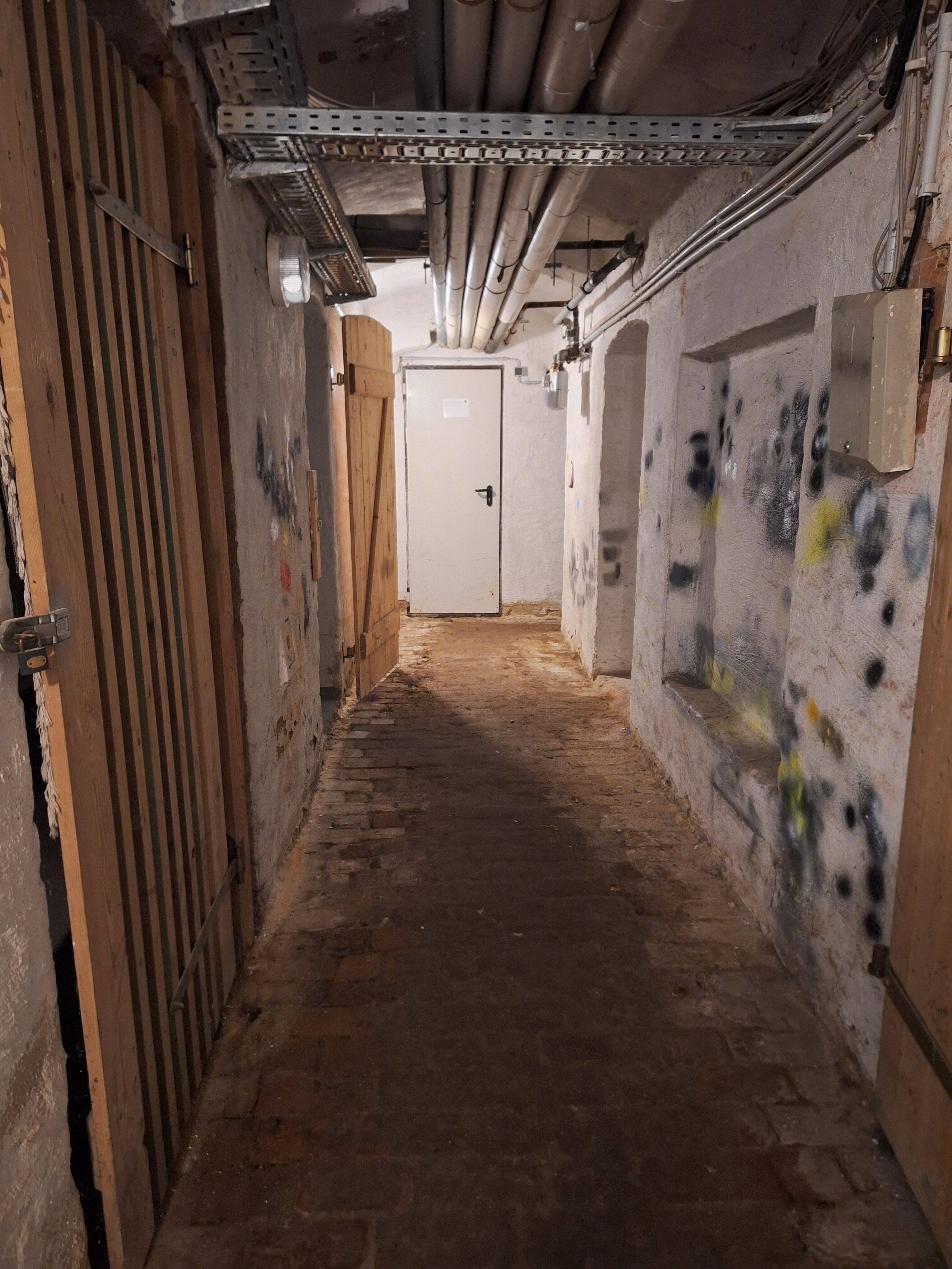 Property thumbnail 12