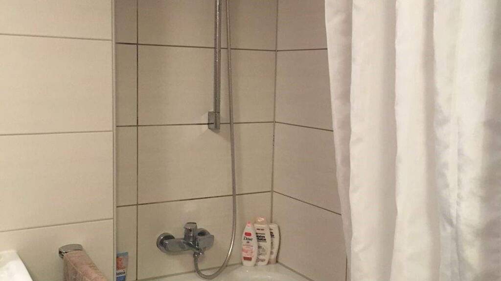 Wohnung zur Miete Wohnen auf Zeit 1.600 € 3 Zimmer 64 m² frei ab sofort Oberkassel Düsseldorf 40549