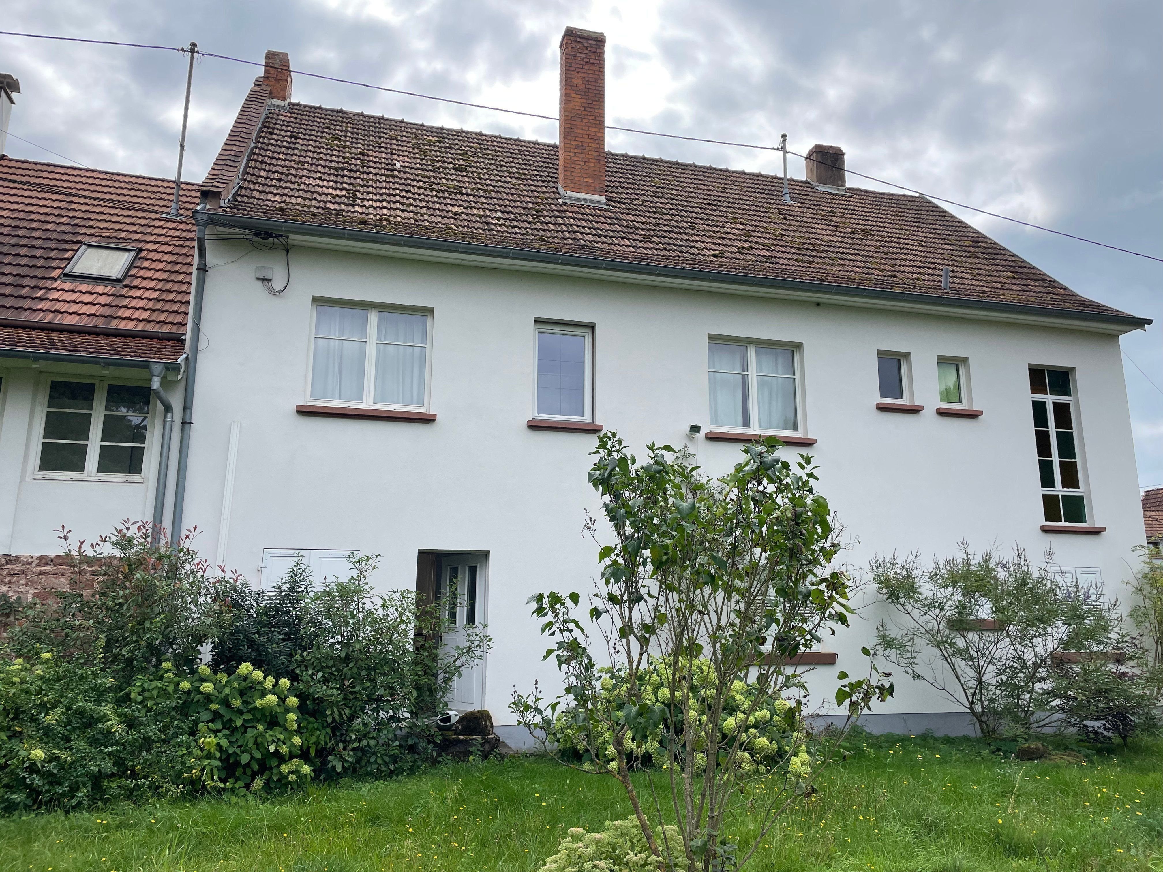 Doppelhaushälfte zum Kauf 350.000 € 9 Zimmer 249 m²<br/>Wohnfläche 1.251 m²<br/>Grundstück ab sofort<br/>Verfügbarkeit Rue Principale Obersteinbach 67510