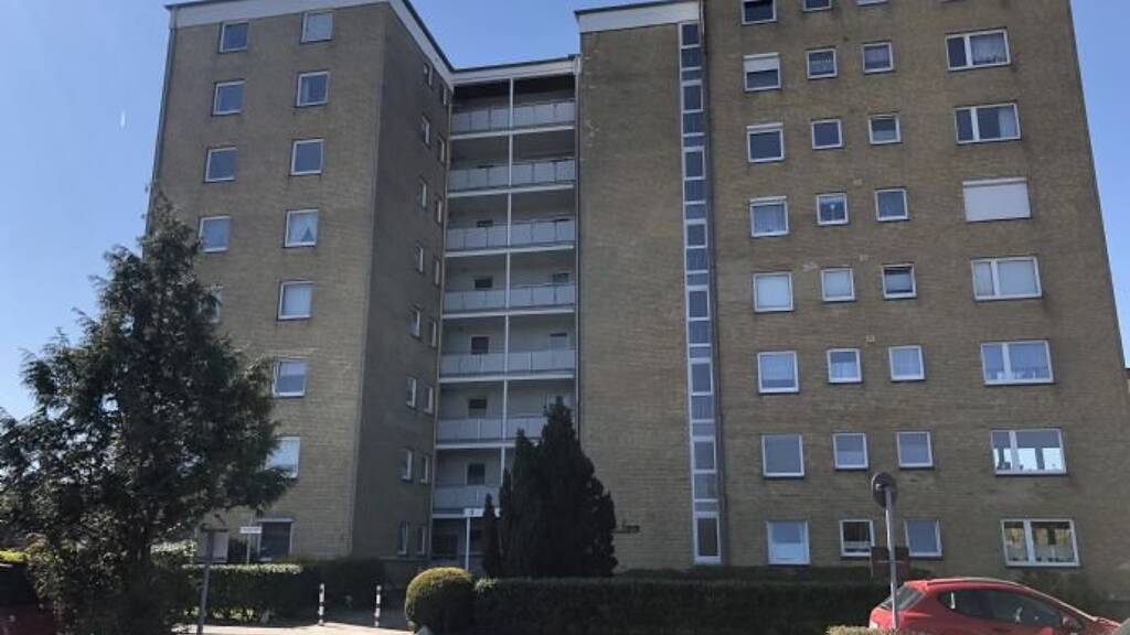 Wohnung zur Miete 500 € 2 Zimmer 51,4 m² 3. Geschoss frei ab 01.03.2026 Schönlanker Str. 2 Husum 25813