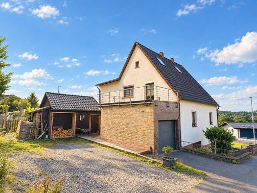 Einfamilienhaus zum Kauf 250.000 € 5 Zimmer 150 m² 791 m² Grundstück frei ab 01.12.2026 Mönchröden Rödental 96472