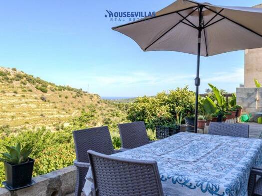 Haus zum Kauf 255.000 € 180 m² Noto 96017
