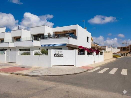Villa zum Kauf 380.000 € 3 Zimmer 106 m² 134 m² Grundstück San Pedro del Pinatar 30740