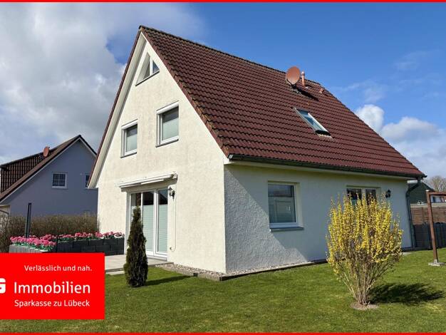 Einfamilienhaus zum Kauf 319.000 € 4 Zimmer 107 m² 640 m² Grundstück Dassow 23942