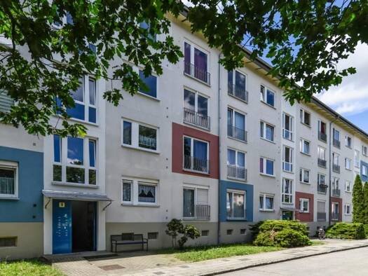 Wohnung zur Miete 253 € 2 Zimmer 50,6 m² 2. Geschoss frei ab sofort Ludwig-van-Beethoven-Straße 5 Hoyerswerda Hoyerswerda 02977