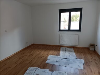 Wohnung zur Miete 600 € 64 m² 1. Geschoss Hauptstr. 20 Hofdorf Wörth an der Donau 93086