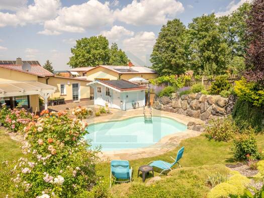 Mehrfamilienhaus zum Kauf 998.000 € 7 Zimmer 319 m² 4.680 m² Grundstück Weira 07806